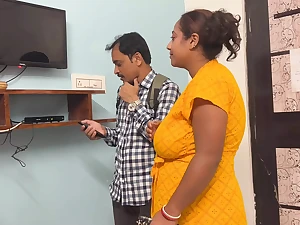 Land Possessor goes abandoned with TV Wangle connected with dewy Indian audio