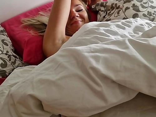 Husband had to go to work and he asked a homie to wake up his still sleeping wifey (LOUD Shrieking and CUMSHOT)