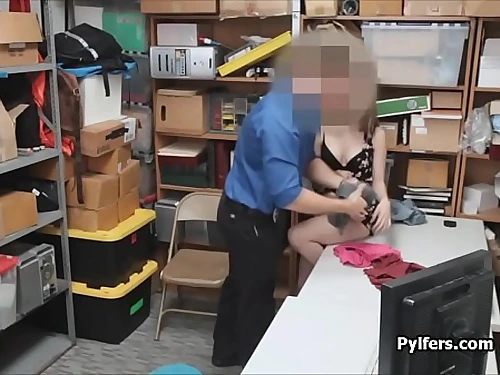 Thief faking pregnancy busted and porked