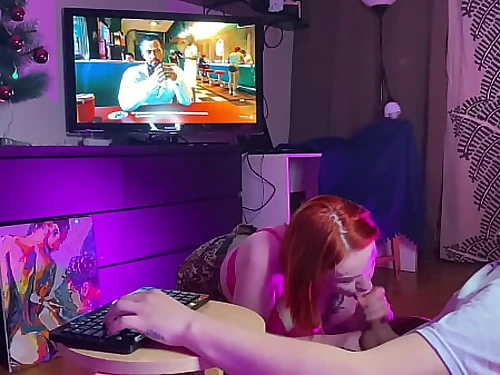 I observe a video while getting gargled off