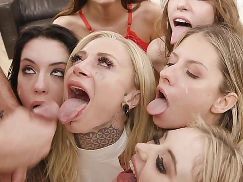 Anna de Ville's Anal 2021 Christmas with GONZO SZ2788